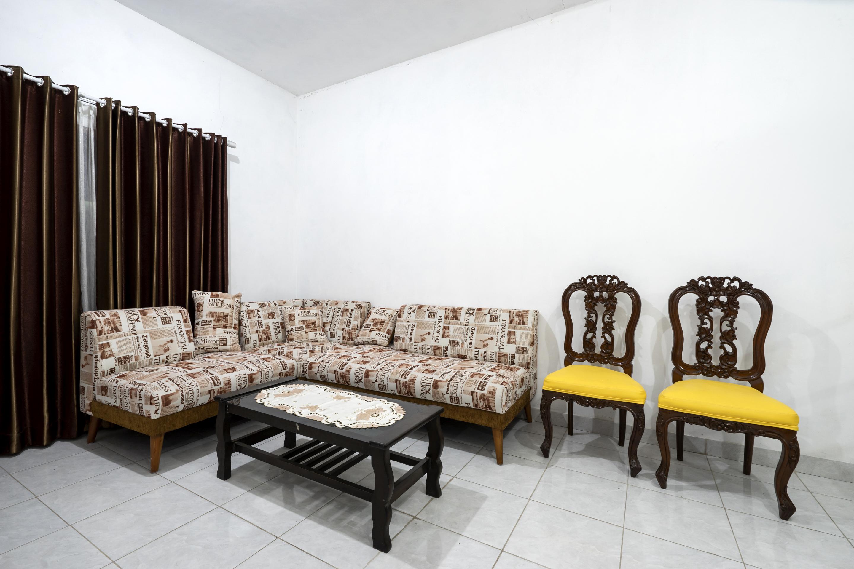 Oyo 2098 Homestay Kk Ngaglik Bagian luar foto